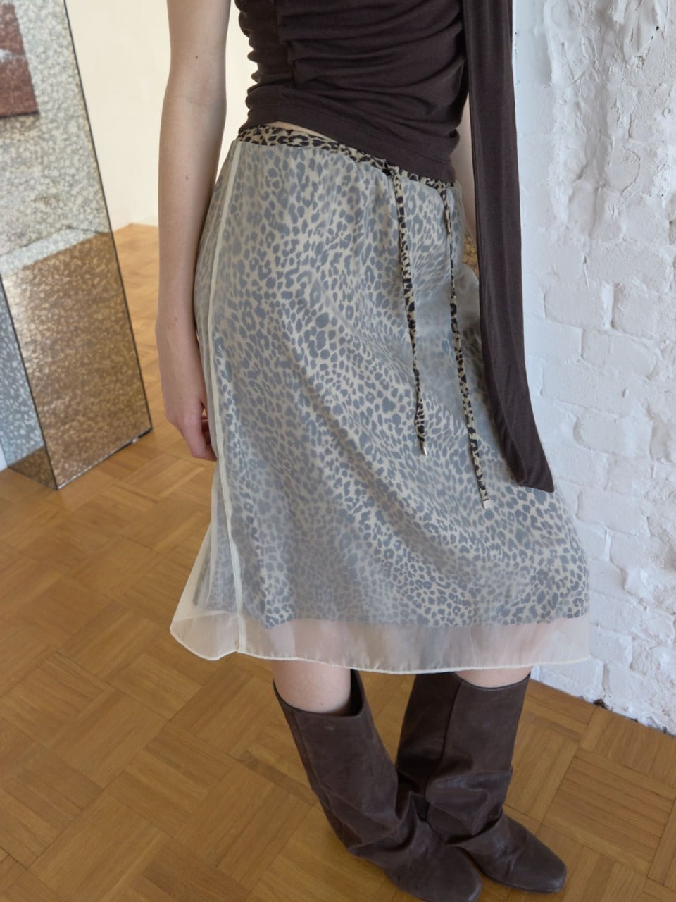 Leopard Chiffon Layered Midi Skirt Dark Gray close-up waist drawstring detail