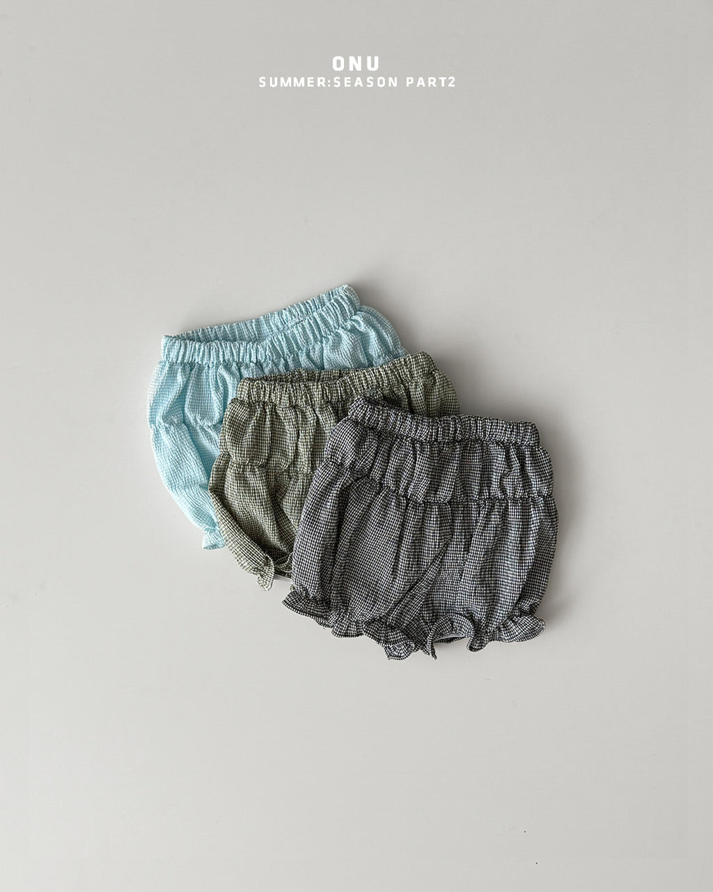 Onu Gingham Water Bloomer Shorts & Beach Ball Cap Set