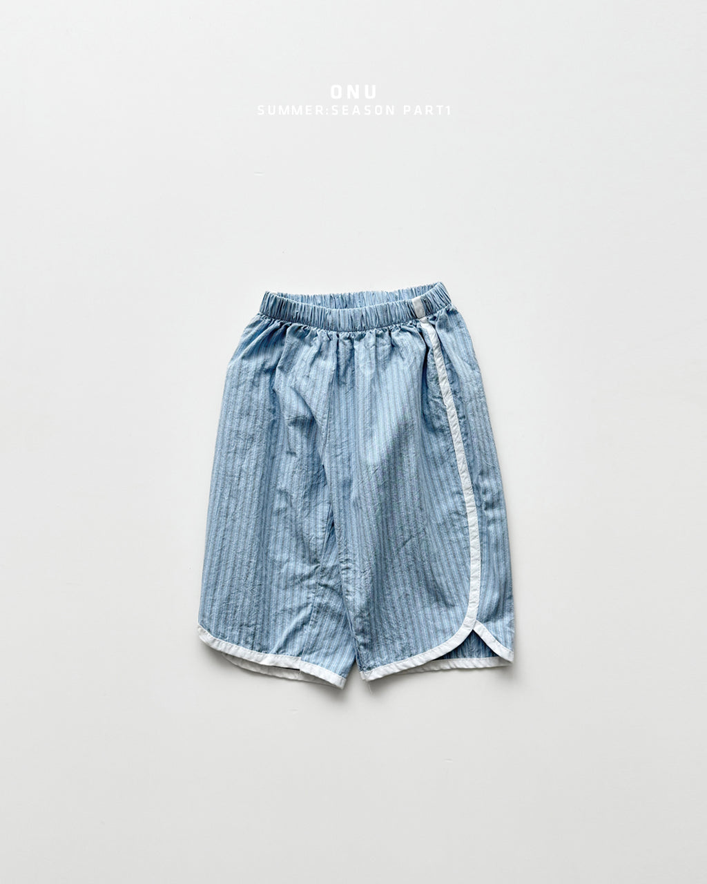Onu Back U-Neck Tee & Stripe Wide Pants Set