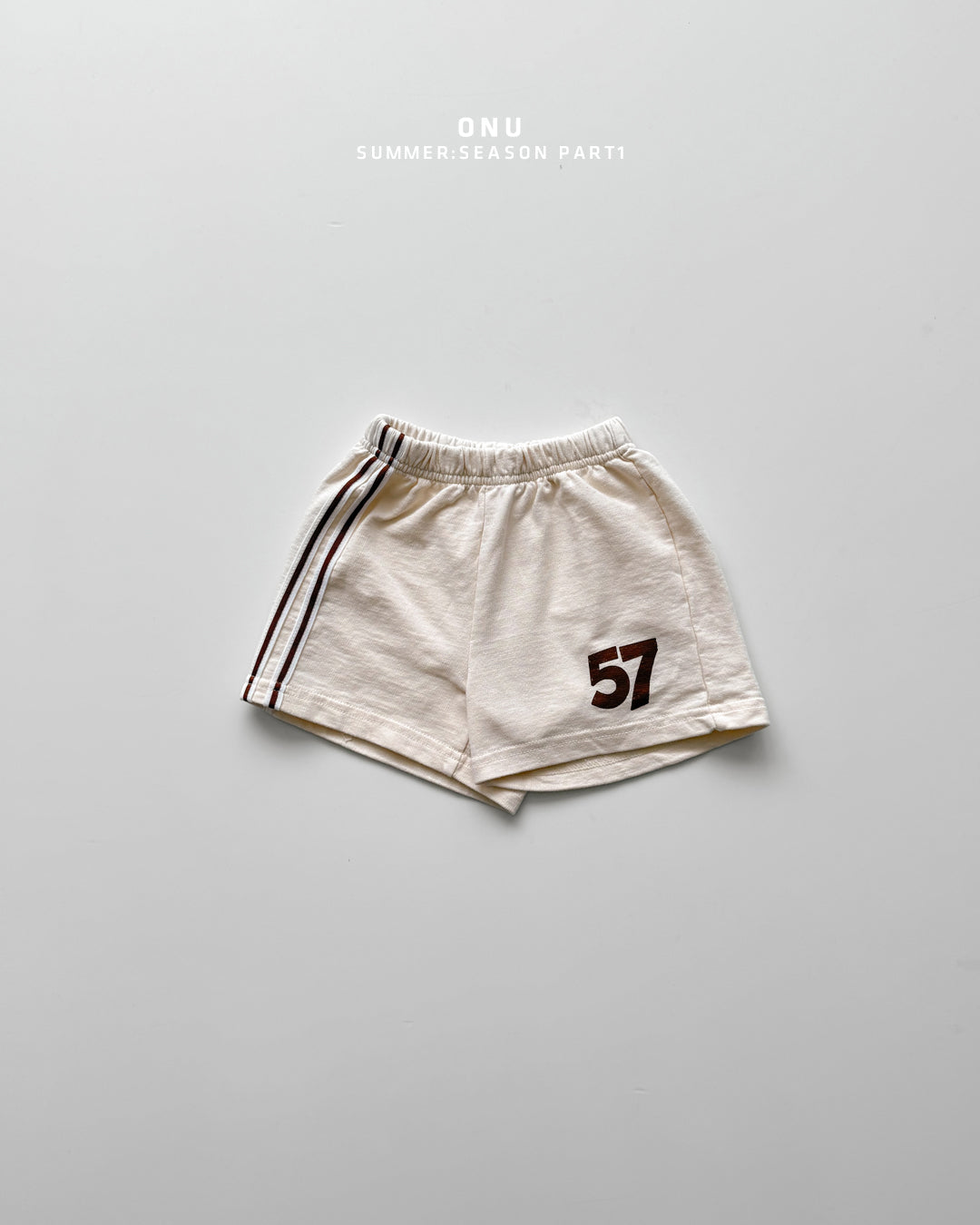 Onu '57' Appliqué Tee & Side-Stripe Shorts Set (+ Optional NY Ball Cap)