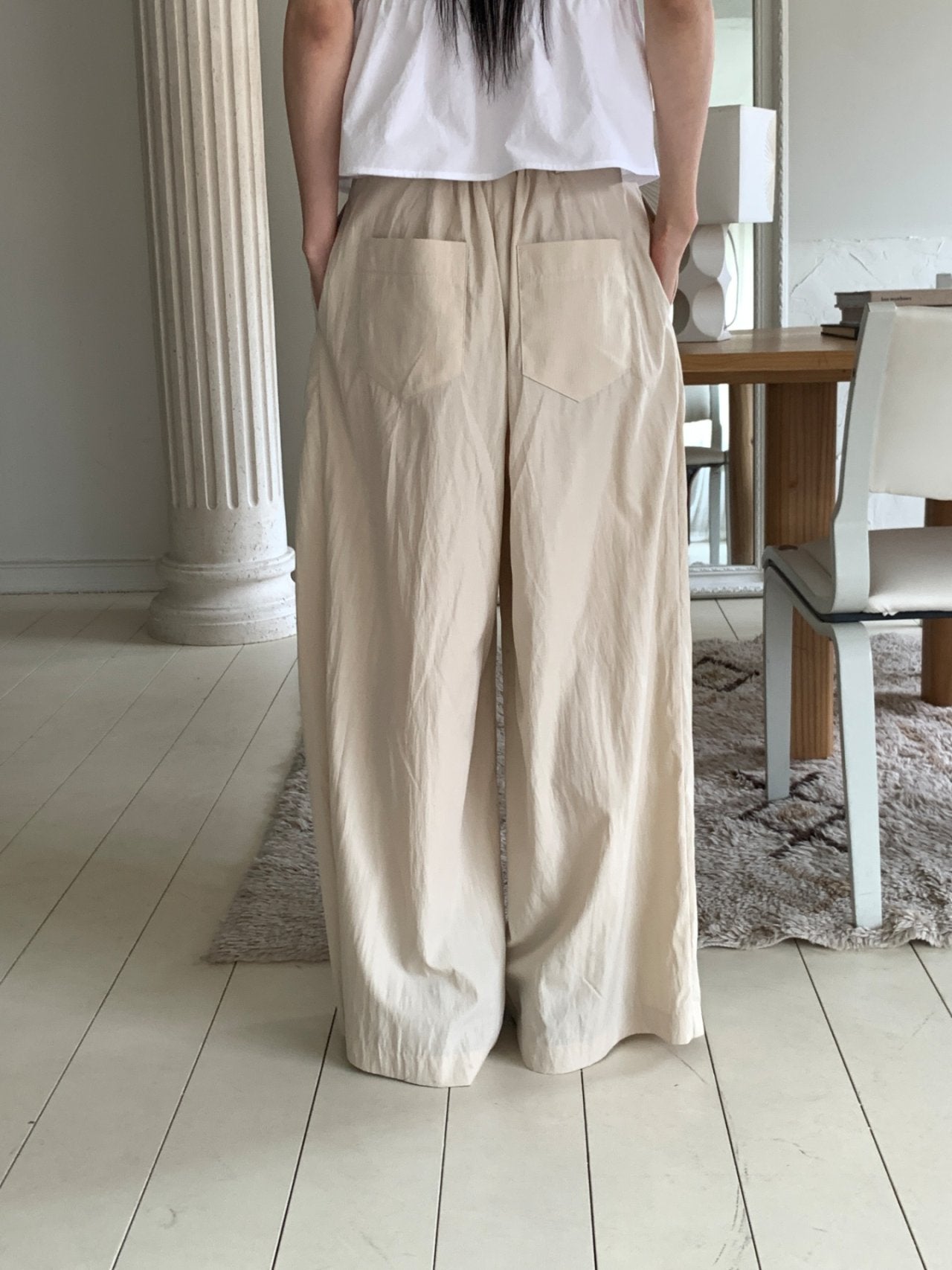 Pantaloni ampi plissettati