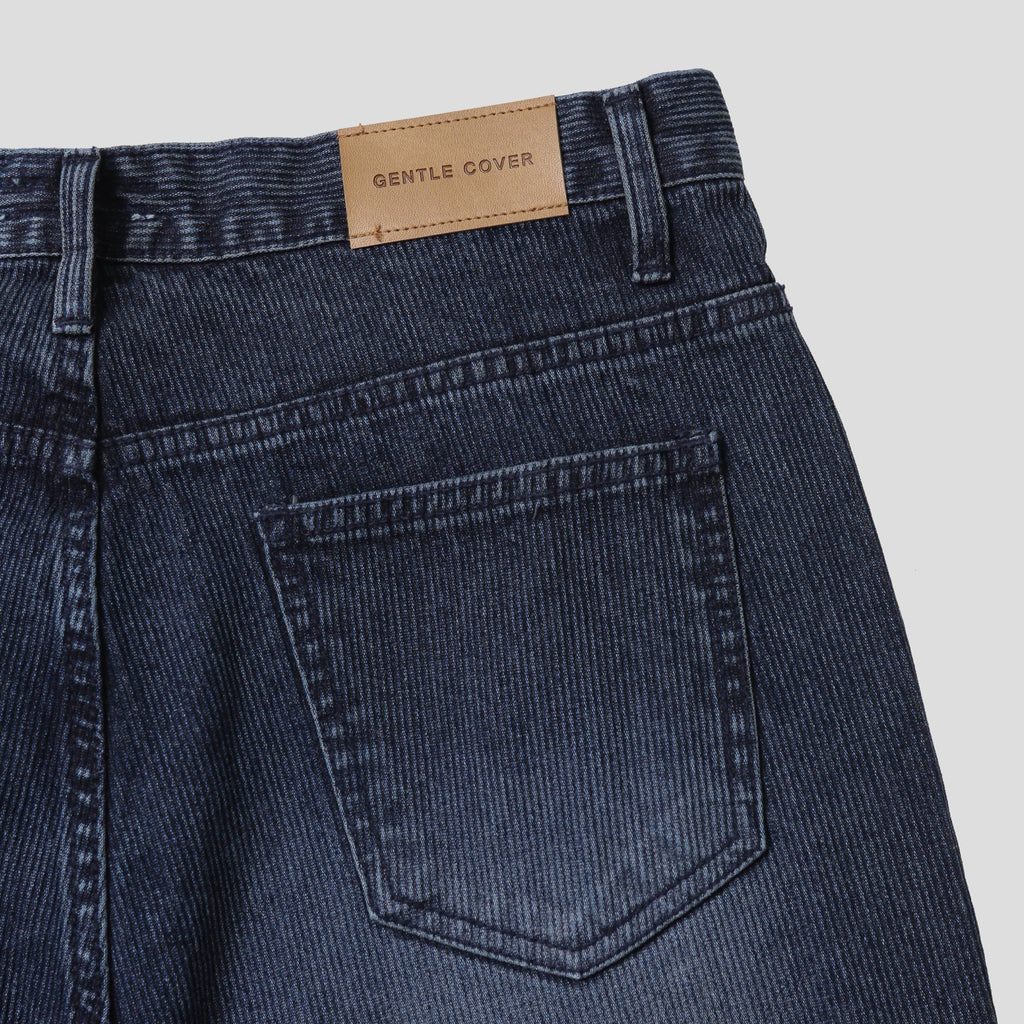 Jeans ampi in velluto a coste in vita