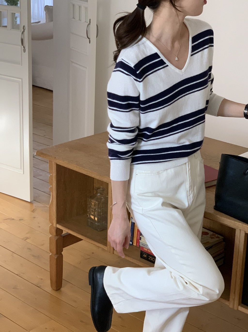 Maglione in maglia scollo a V a righe in misto cashmere
