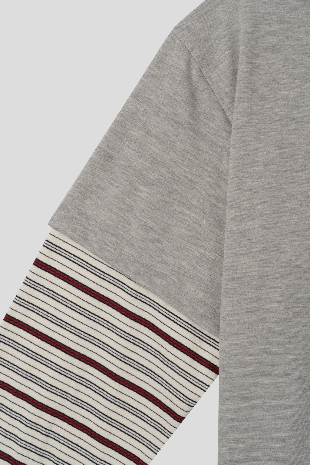 Felpa girocollo color block a maniche a righe — Vestibilità oversize