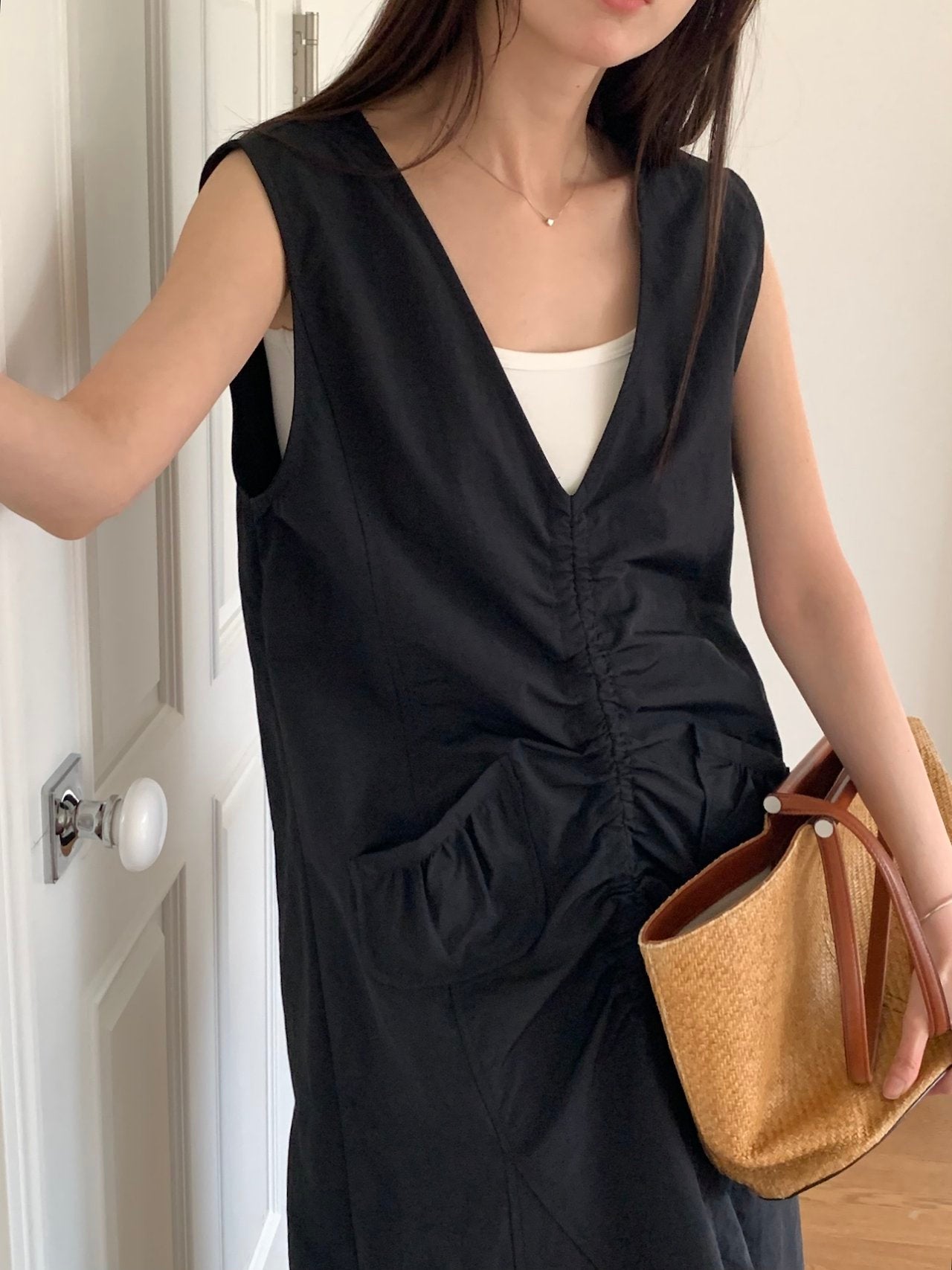 Rüschentaschen-Nylon-Einteiler Kleid