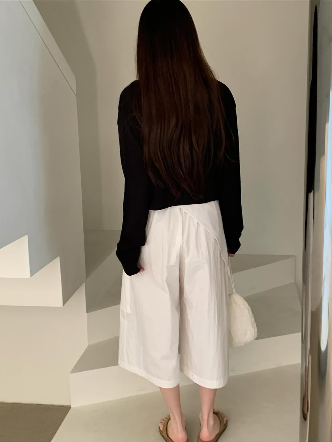 Pantalon large avec détail de taille à nouer