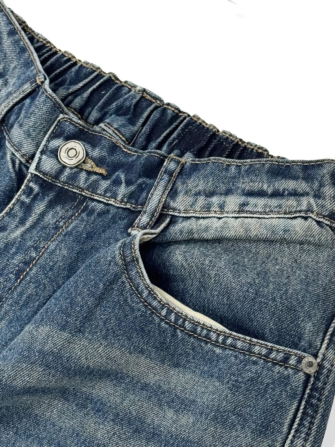 Pantaloni Larghi in Denim Carpenter con Strappi Consistenti