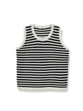Gilet svasato a righe in maglia traforata