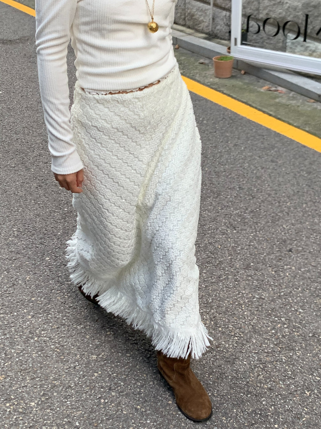 Fringe Hem Chevron Texture Maxi Skirt