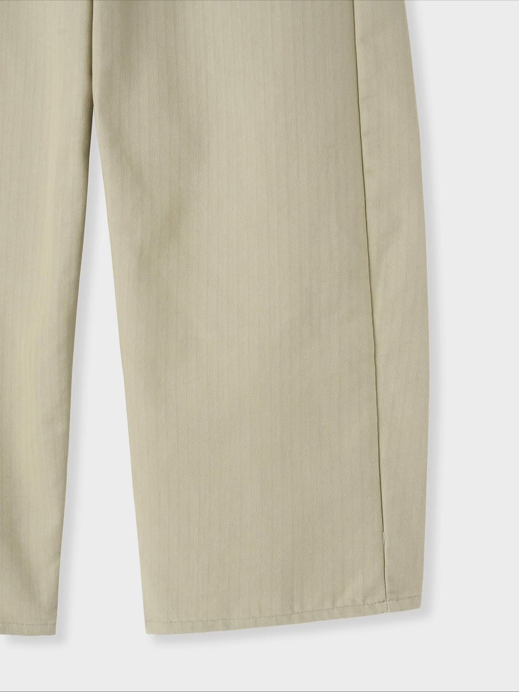 Pantaloni ampi in denim curvi a spina di pesce