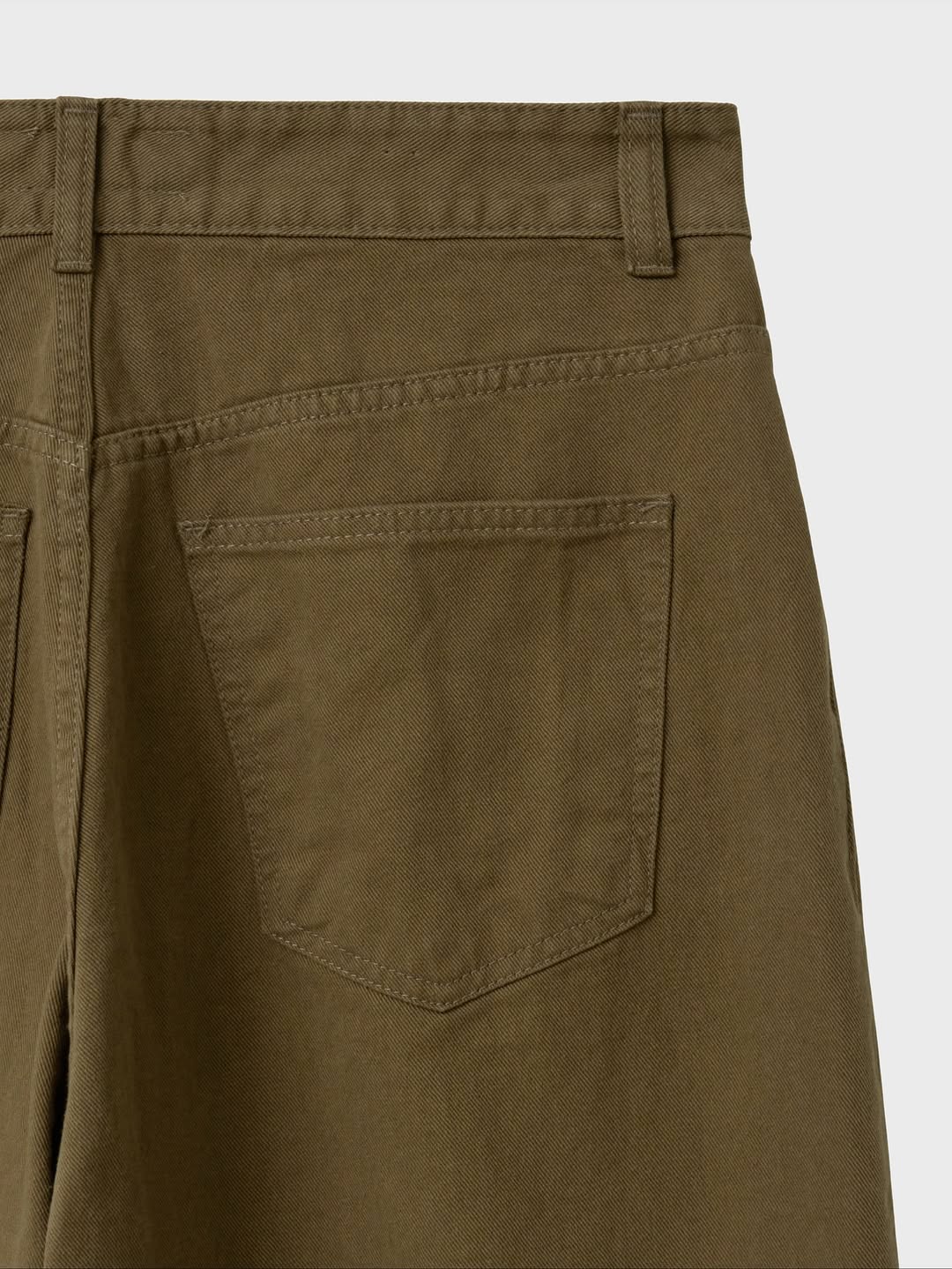 Pantaloni ampi in cotone Dart