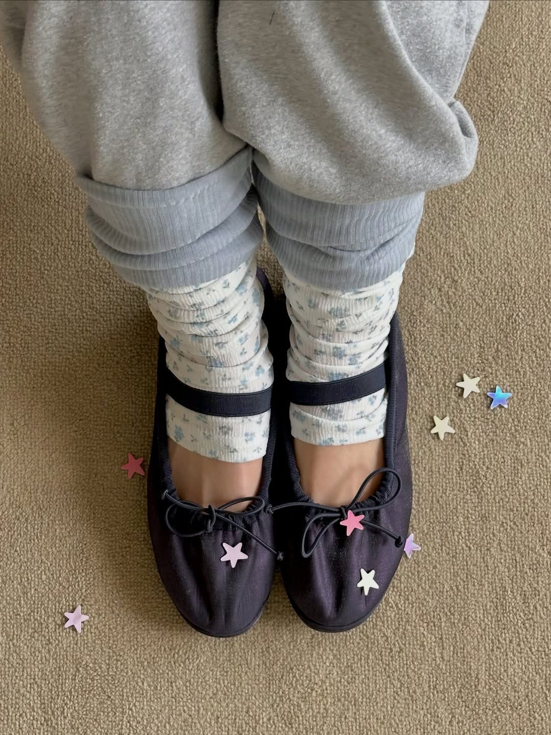 Excuse Floral Print Leg Warmers with Thumb Hole