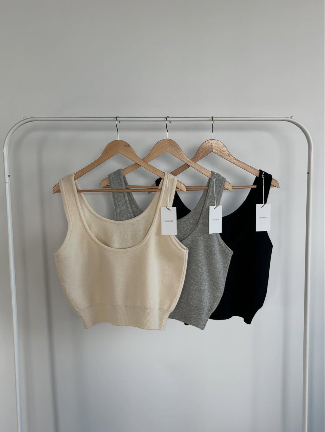 RingOfNoi Cashmere Wool Cropped Knit Vest