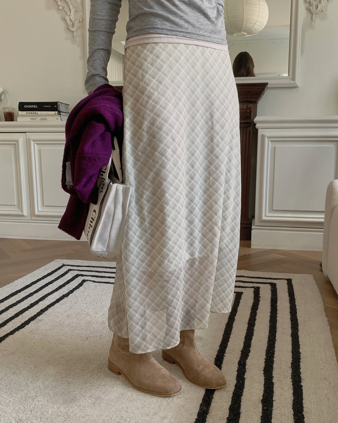 Hing9 Flat Check Midi Skirt