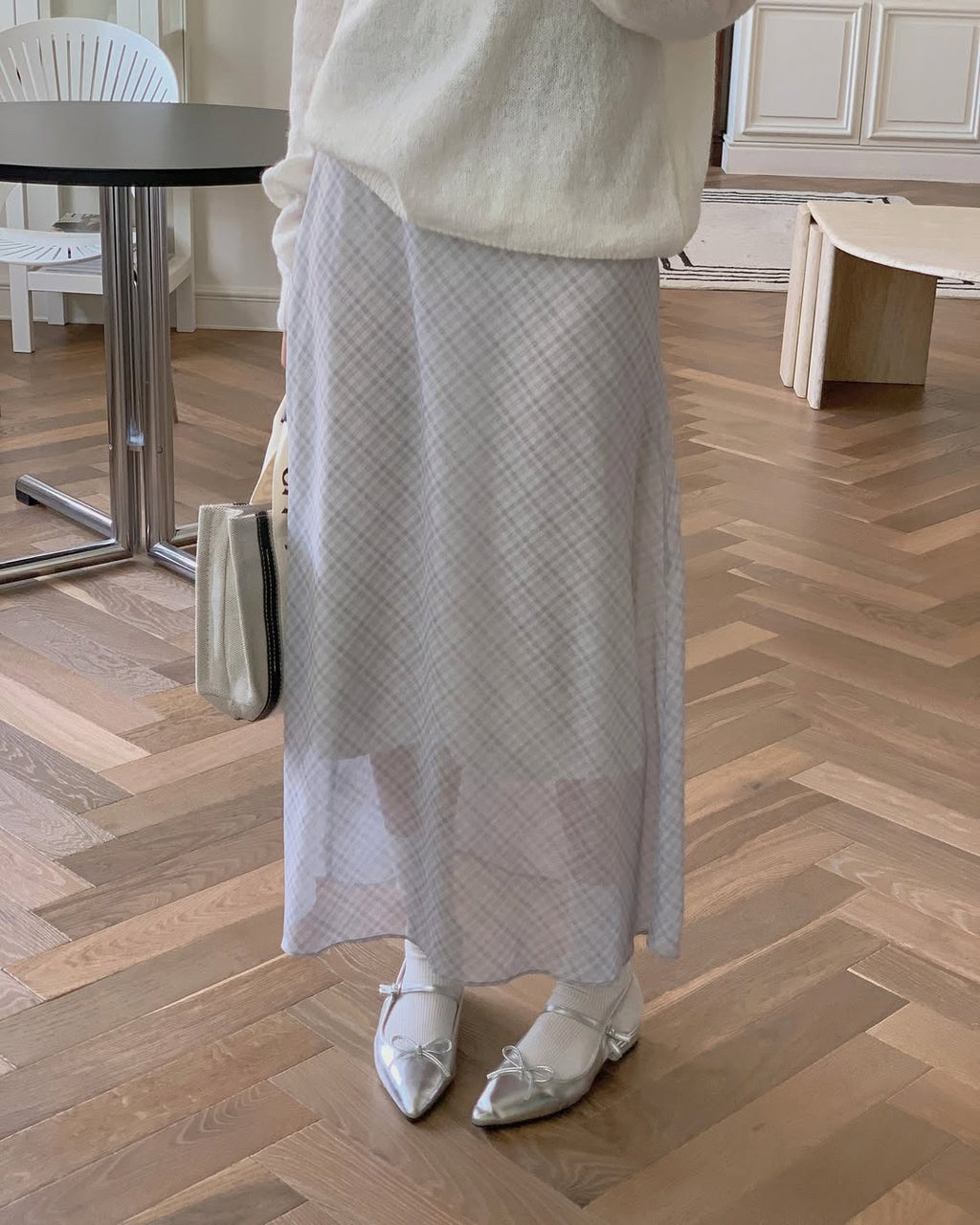 Hing9 Flat Check Midi Skirt