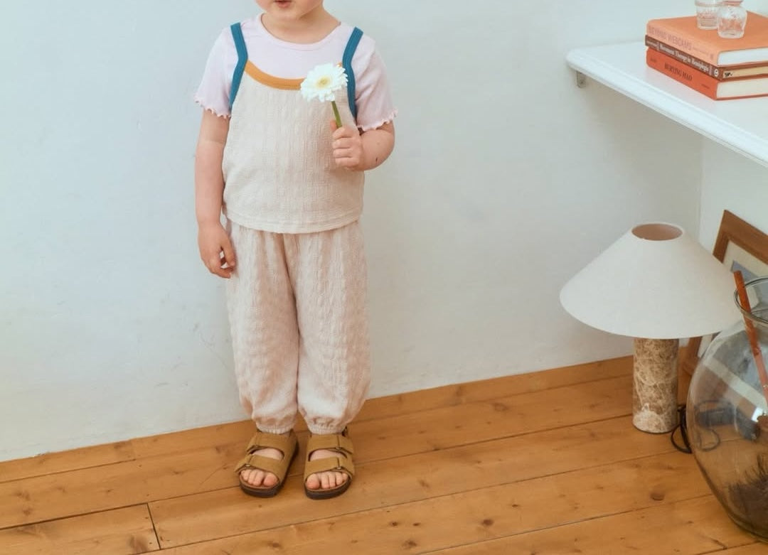 Firstblue Textured Sleeveless Top & Jogger Pants Set — Kids