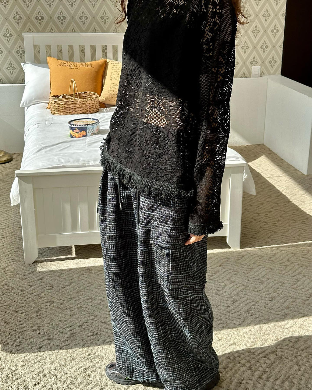 Floral Crochet Lace Fringe Hem Top