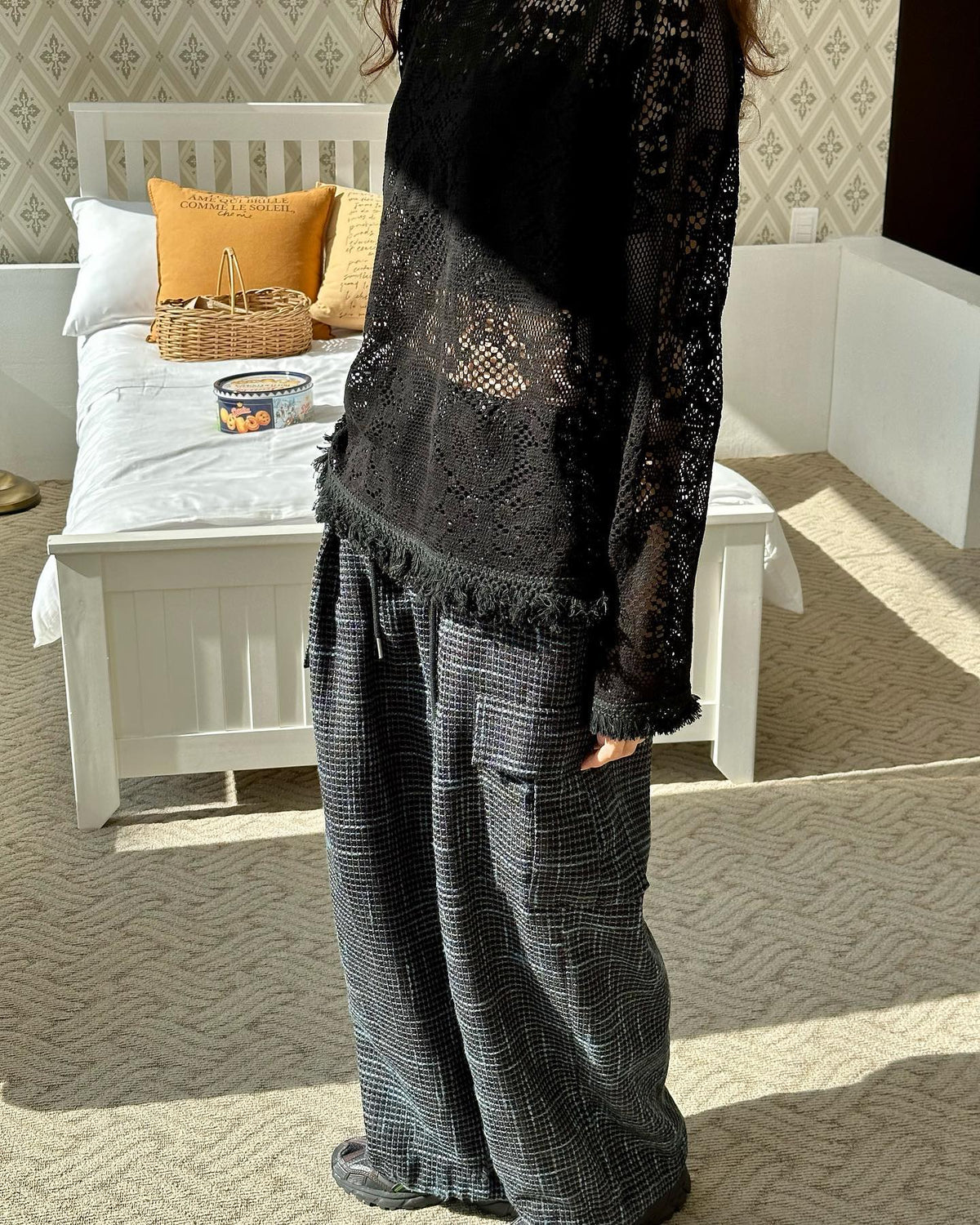 Floral Crochet Lace Fringe Hem Top