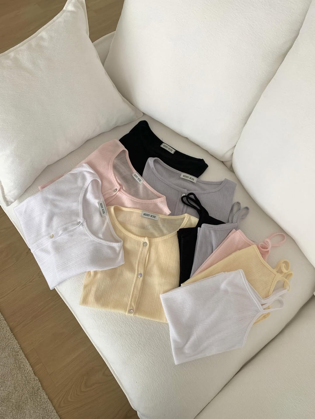 Merrymore Wave Edge Camisole & Cardigan Set