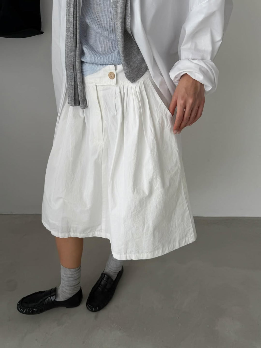 Favert Tuck Pleat Balloon Hem Midi Skirt — Cotton Elastic Waist Front Button
