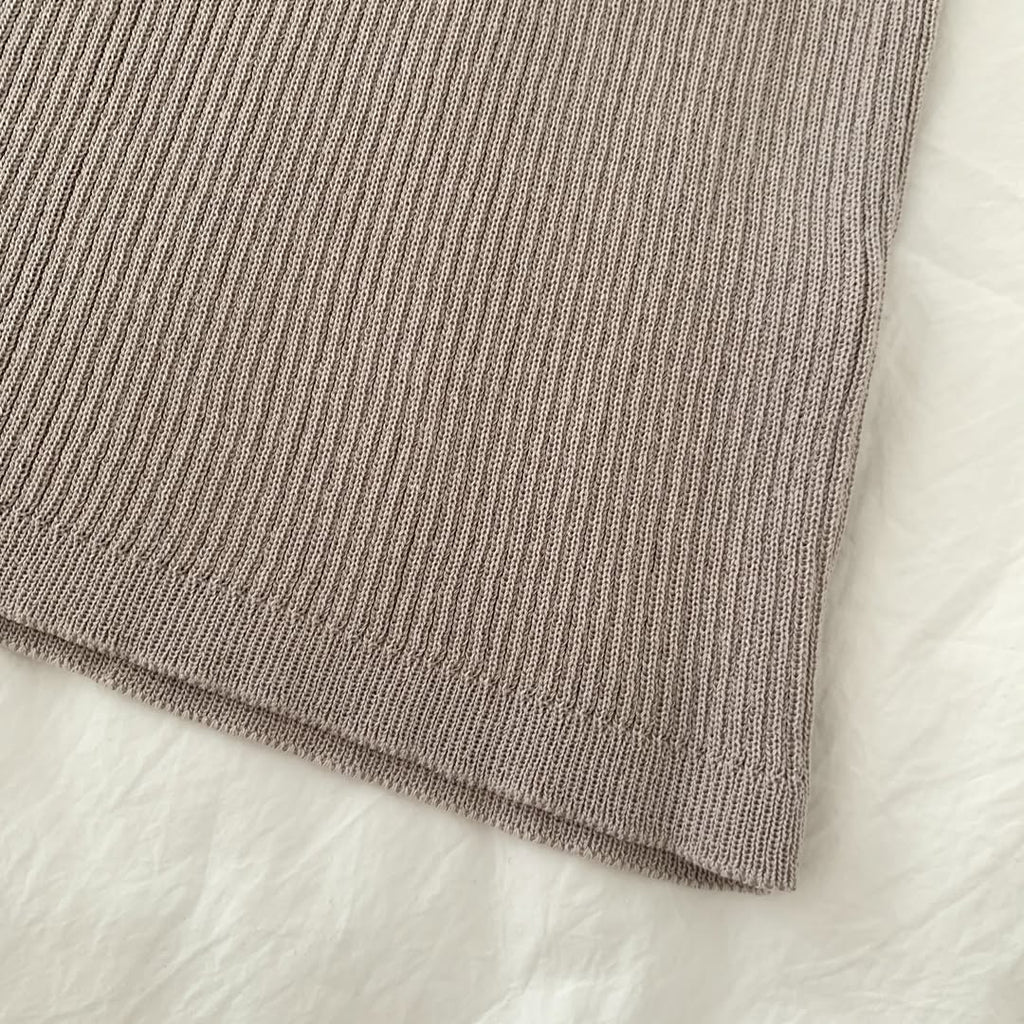 Merrymore Ribbed Henley Neck Cap Sleeve Cropped Knit Top