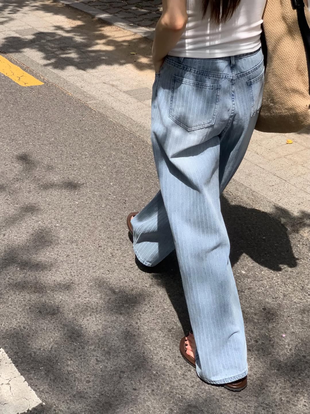Areing Pinstripe Wide-Leg Jeans — Light Wash Denim