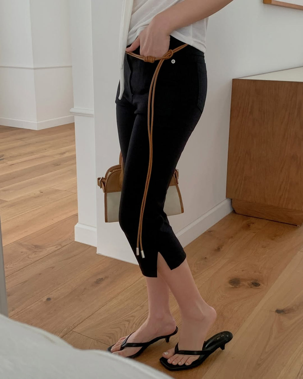 Hing9 Cropped Capri Pants