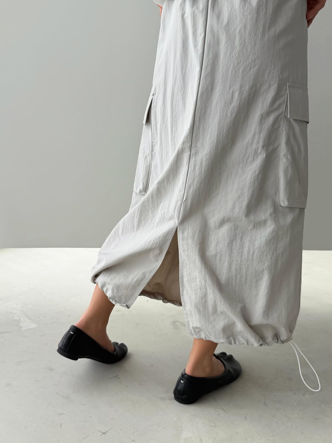 Favert Cargo Pocket Balloon Nylon Skirt — Nylon Elastic Waist Drawstring