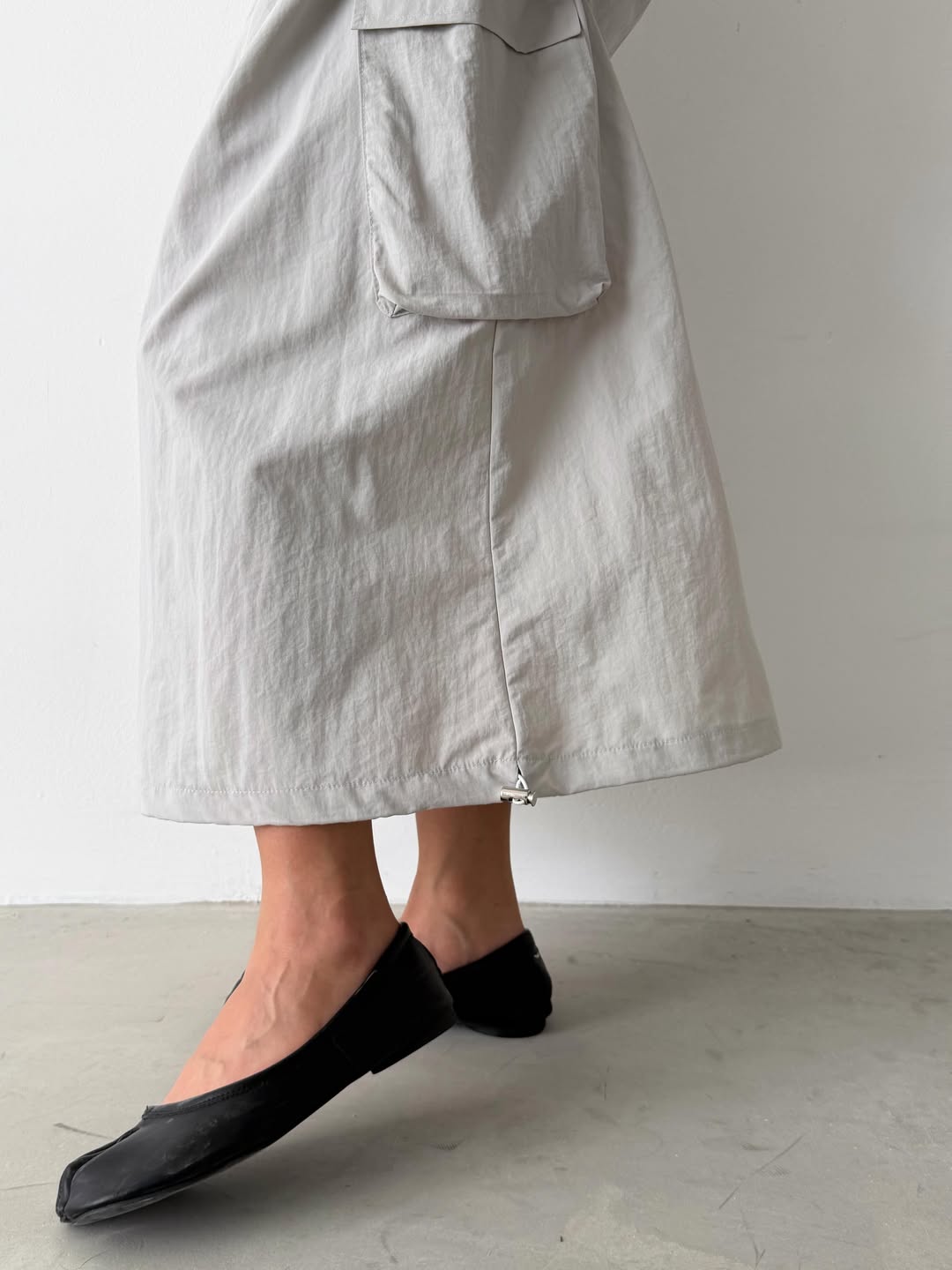 Favert Cargo Pocket Balloon Nylon Skirt — Nylon Elastic Waist Drawstring
