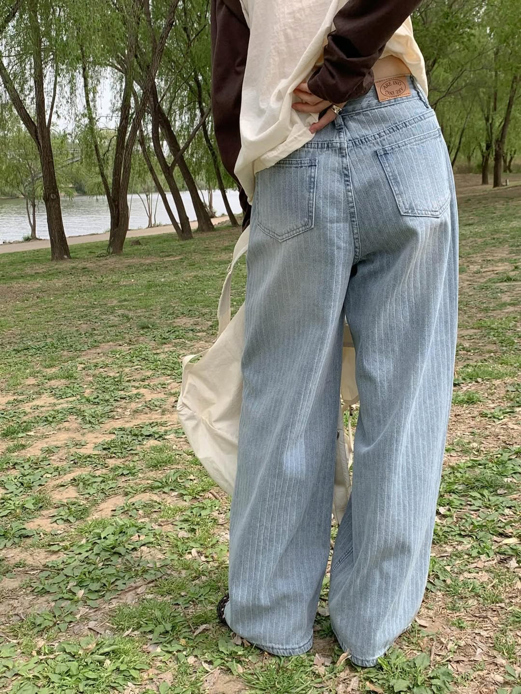 Areing Pinstripe Wide-Leg Jeans — Light Wash Denim