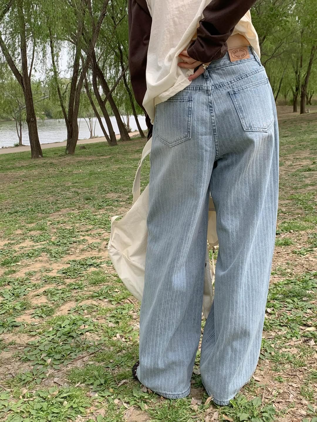 Areing Pinstripe Wide-Leg Jeans — Light Wash Denim