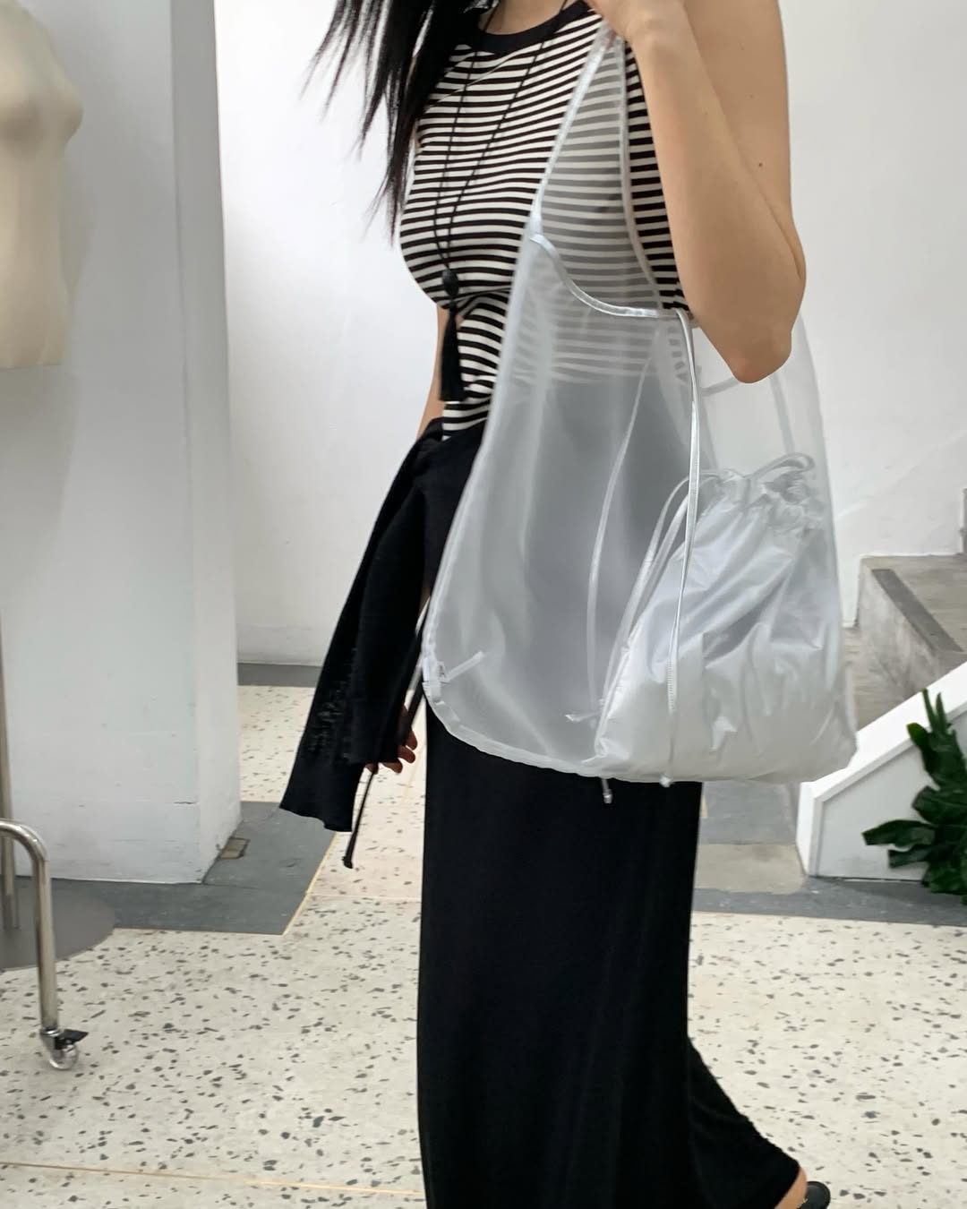 Madly Clear Mesh Big Tote Bag with Silver Pouch