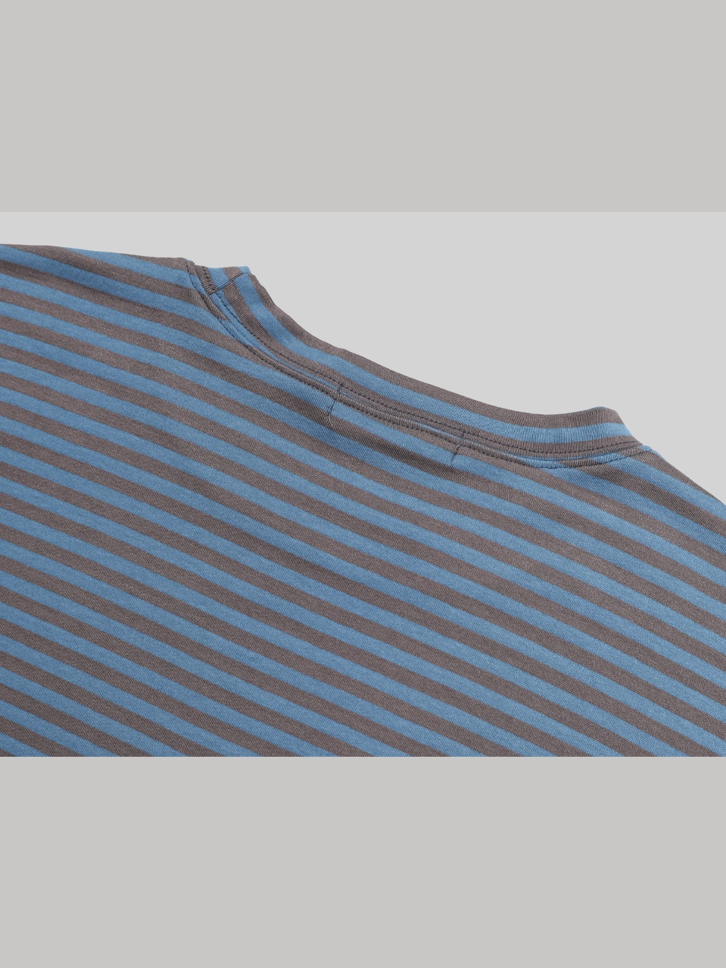 Mezzo striped roll-up sleeve T-shirt in Blue-Brown, back neck detail