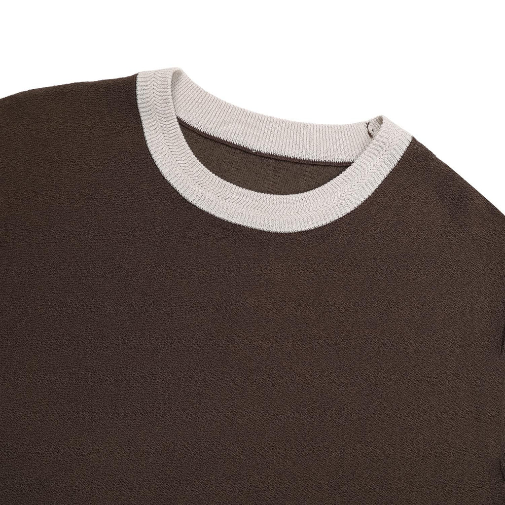Contrast Trim Crew Neck Knit Tee — neckline detail