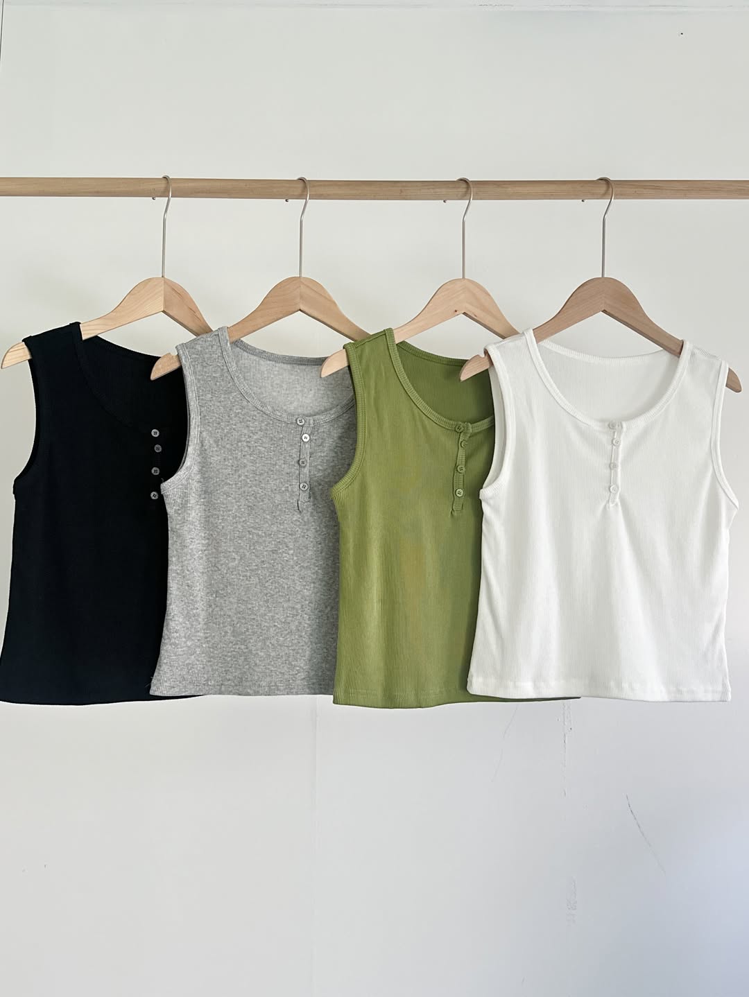 (2Pack) Obe Henley Button Sleeveless Top