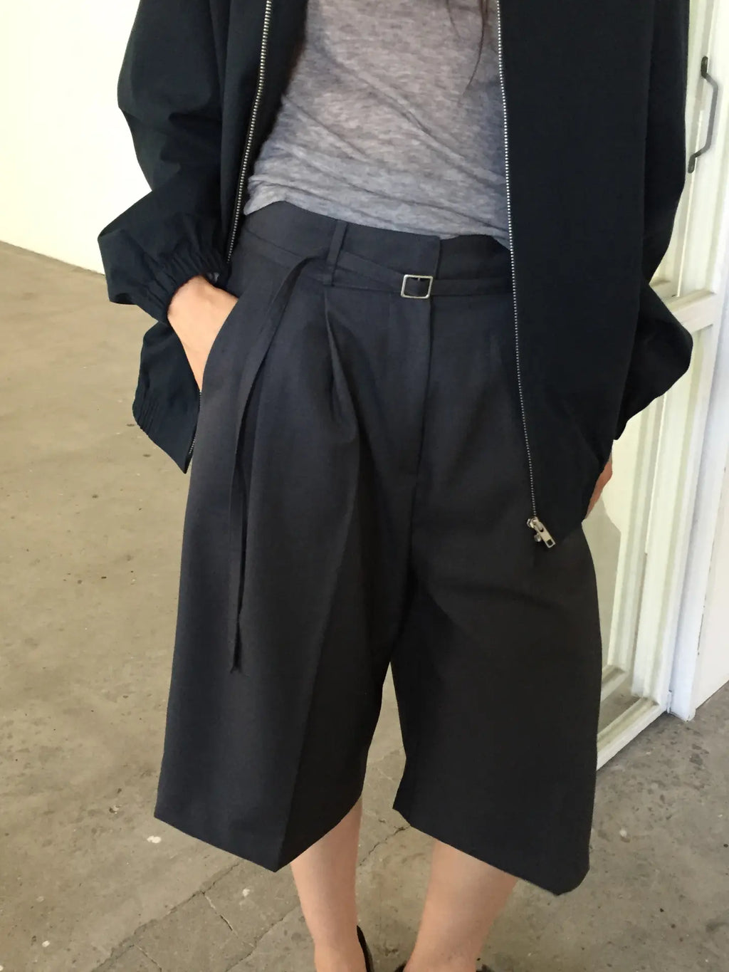 High Waist Pleated Wide Bermuda Pants
