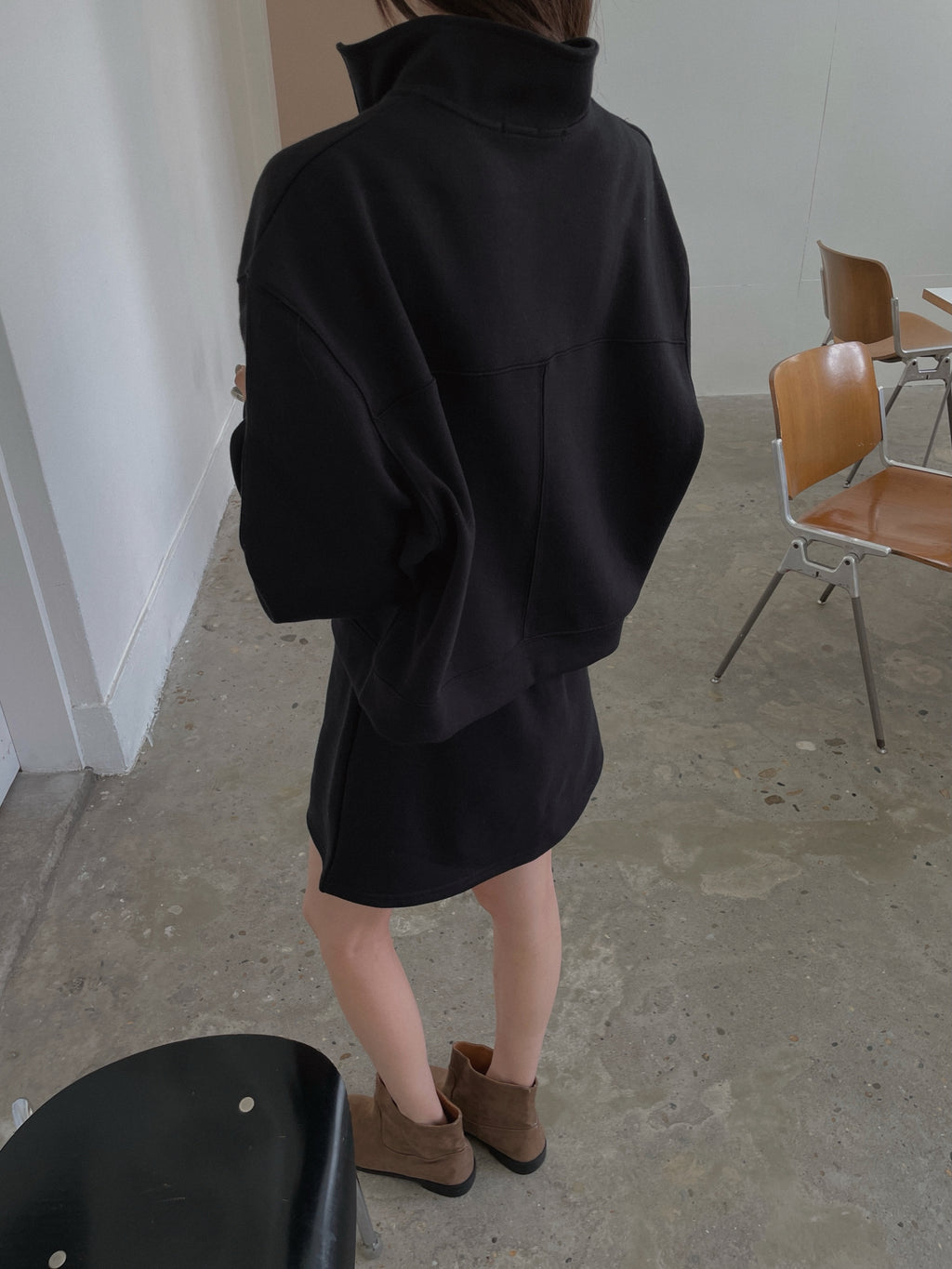 Cropped Stand Collar Half Zip Sweatshirt