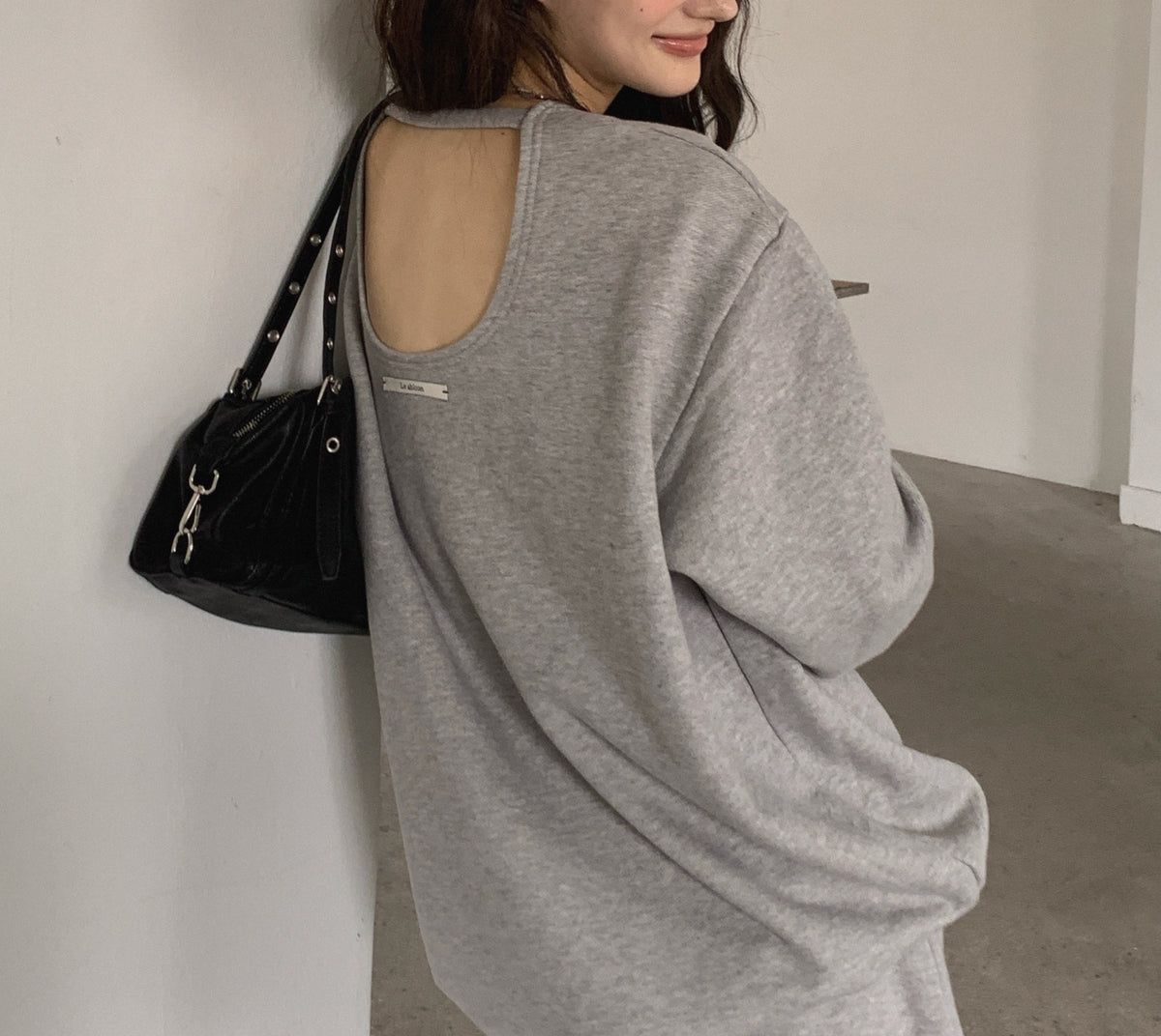 Open Back Oversized Crewneck Sweatshirt