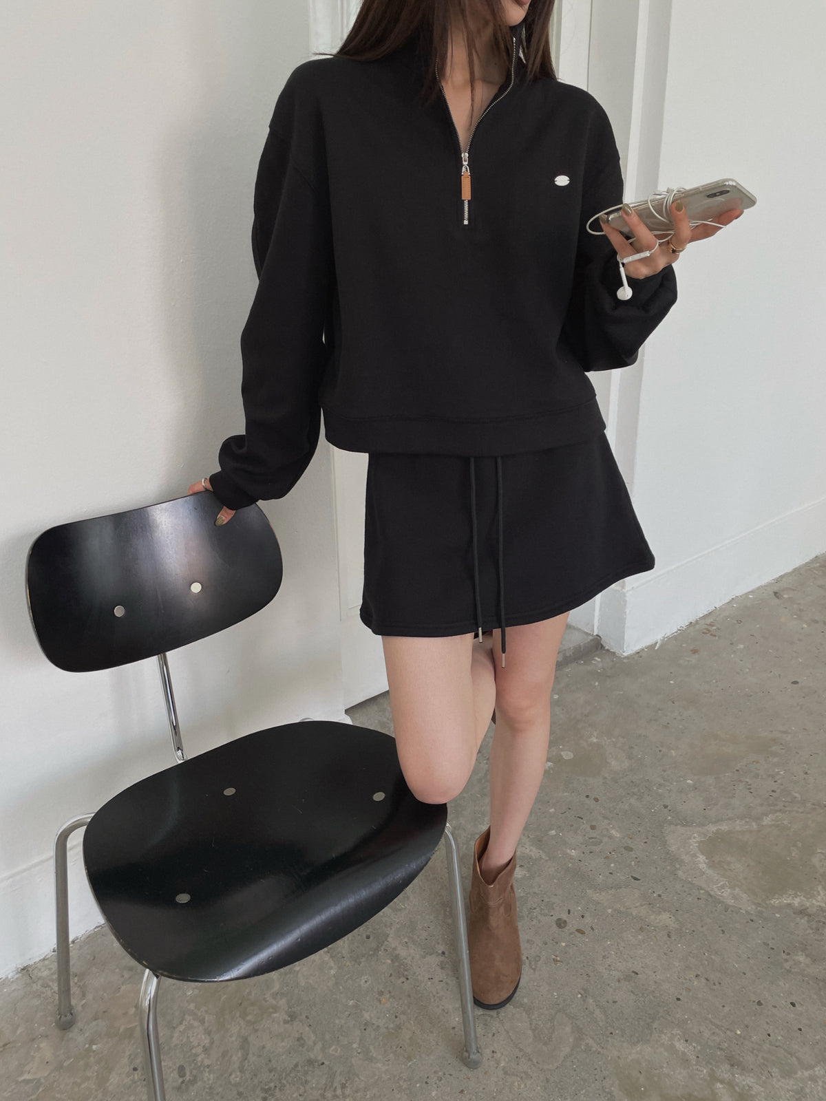 Cropped Stand Collar Half Zip Sweatshirt