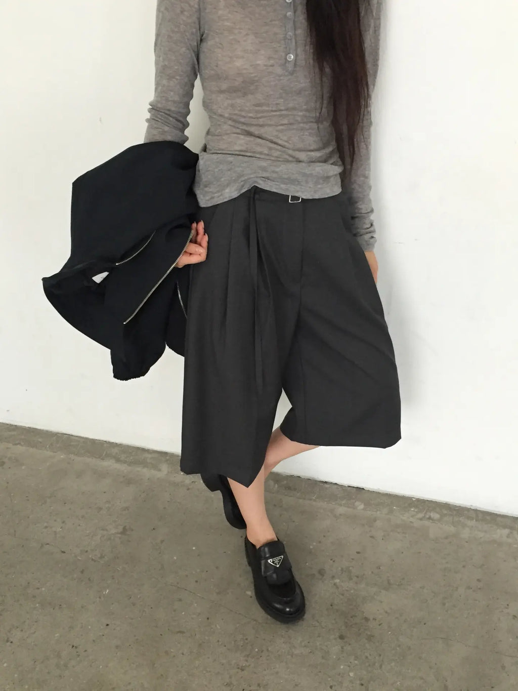 High Waist Pleated Wide Bermuda Pants