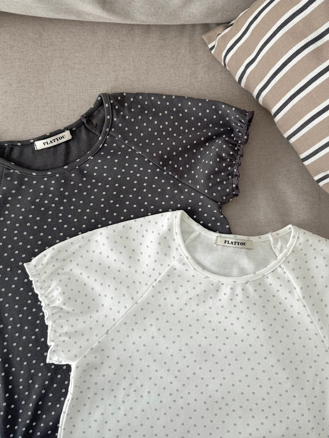 (2pack) Flatyou Ditsy Floral Puff Sleeve Crop T-Shirt