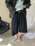 Pin-Tuck Wide Leg Bermuda Pants