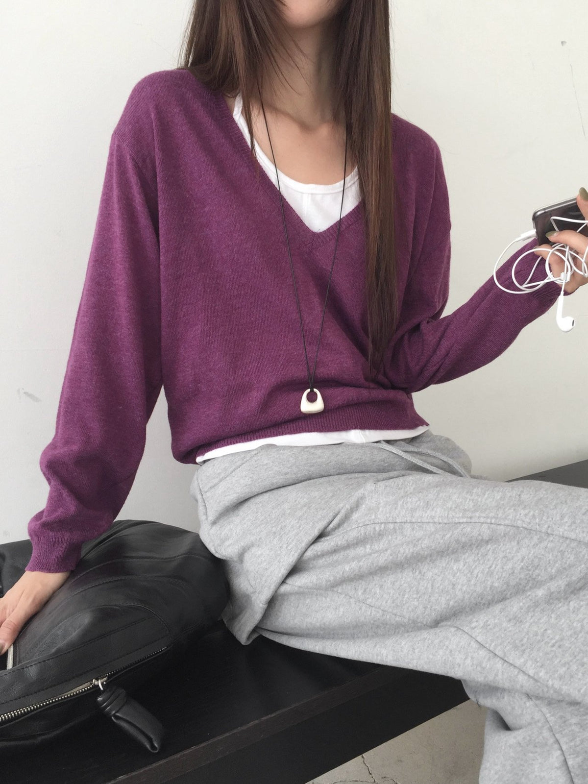 Nweol Deep V-Neck Long Sleeve Knit Top