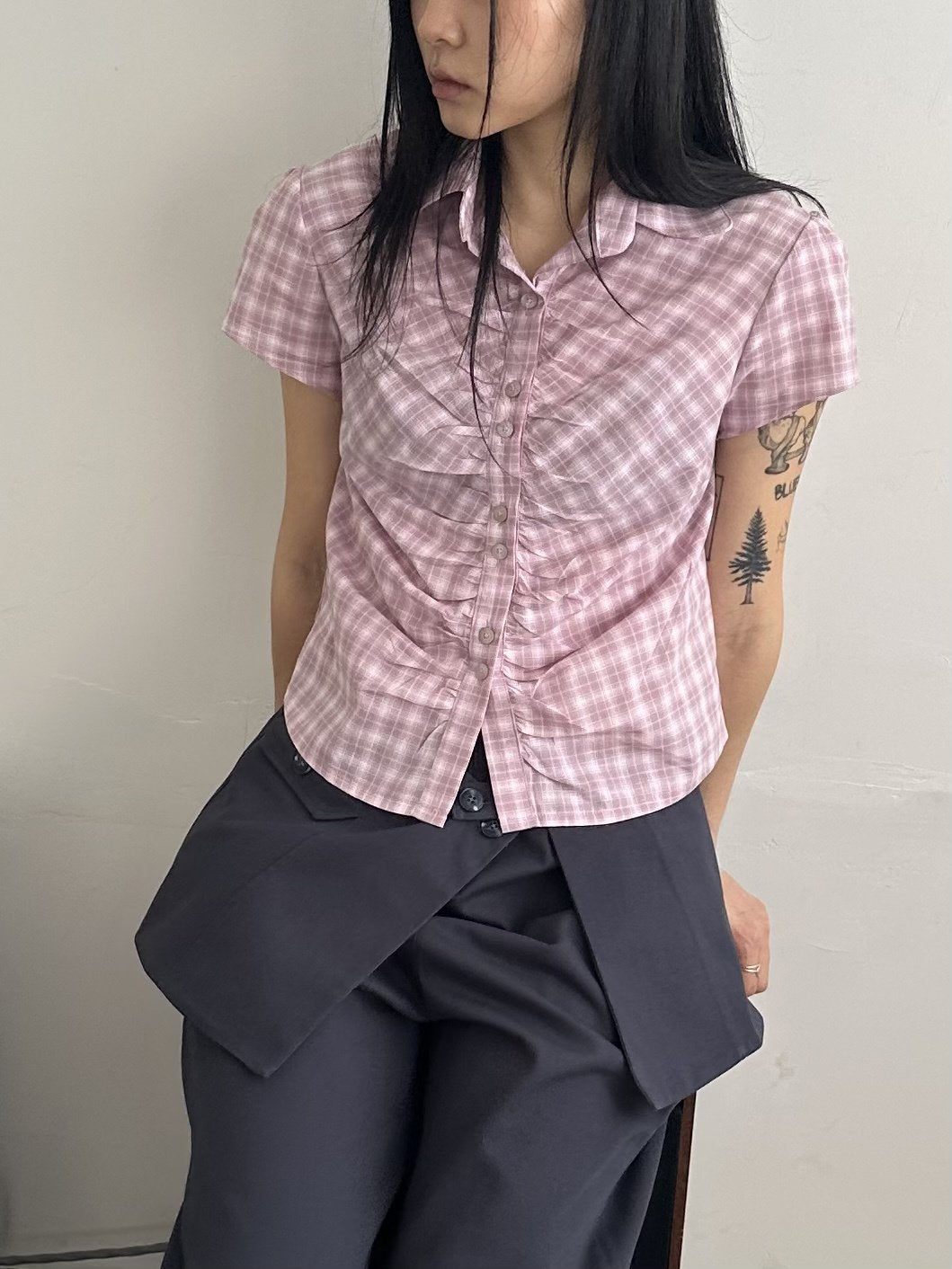 ASKHAKI Check Shirring Puff Sleeve Cropped Button Shirt