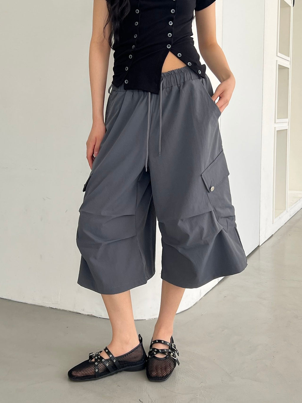 ASKHAKI Wide Leg Cargo Bermuda Shorts with Flap Pockets and Drawstring Hem