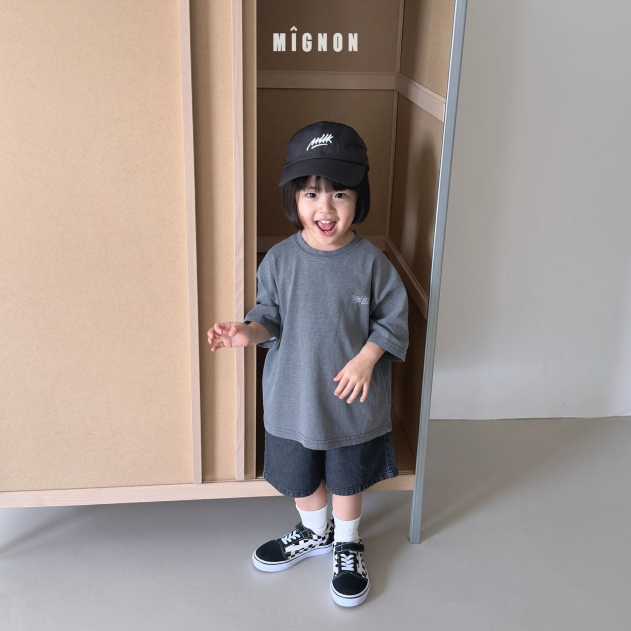 Mignon New York Back Print Pigment Tee & Denim Shorts Set — Kids