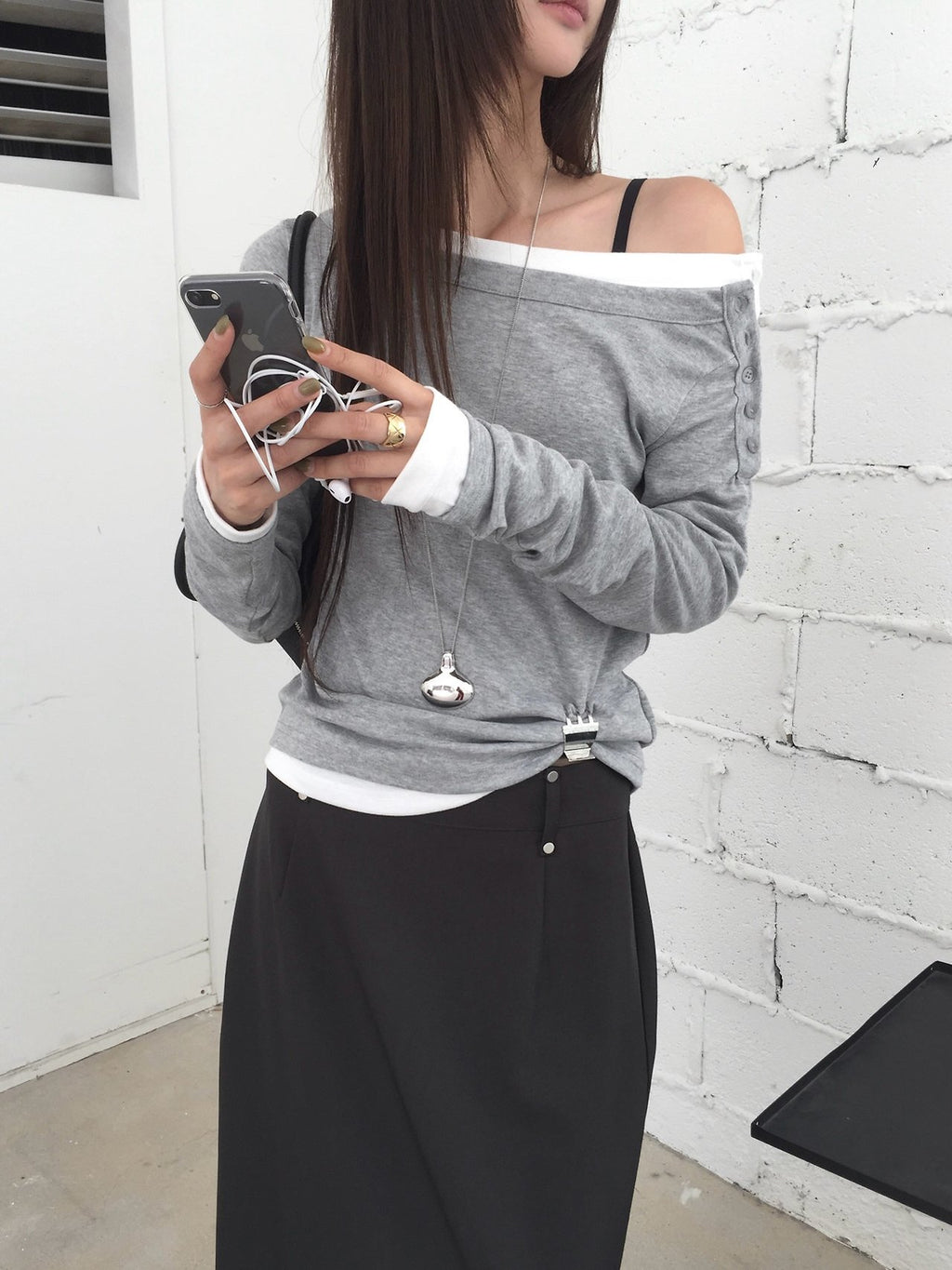 Off-Shoulder Button Long Sleeve Top