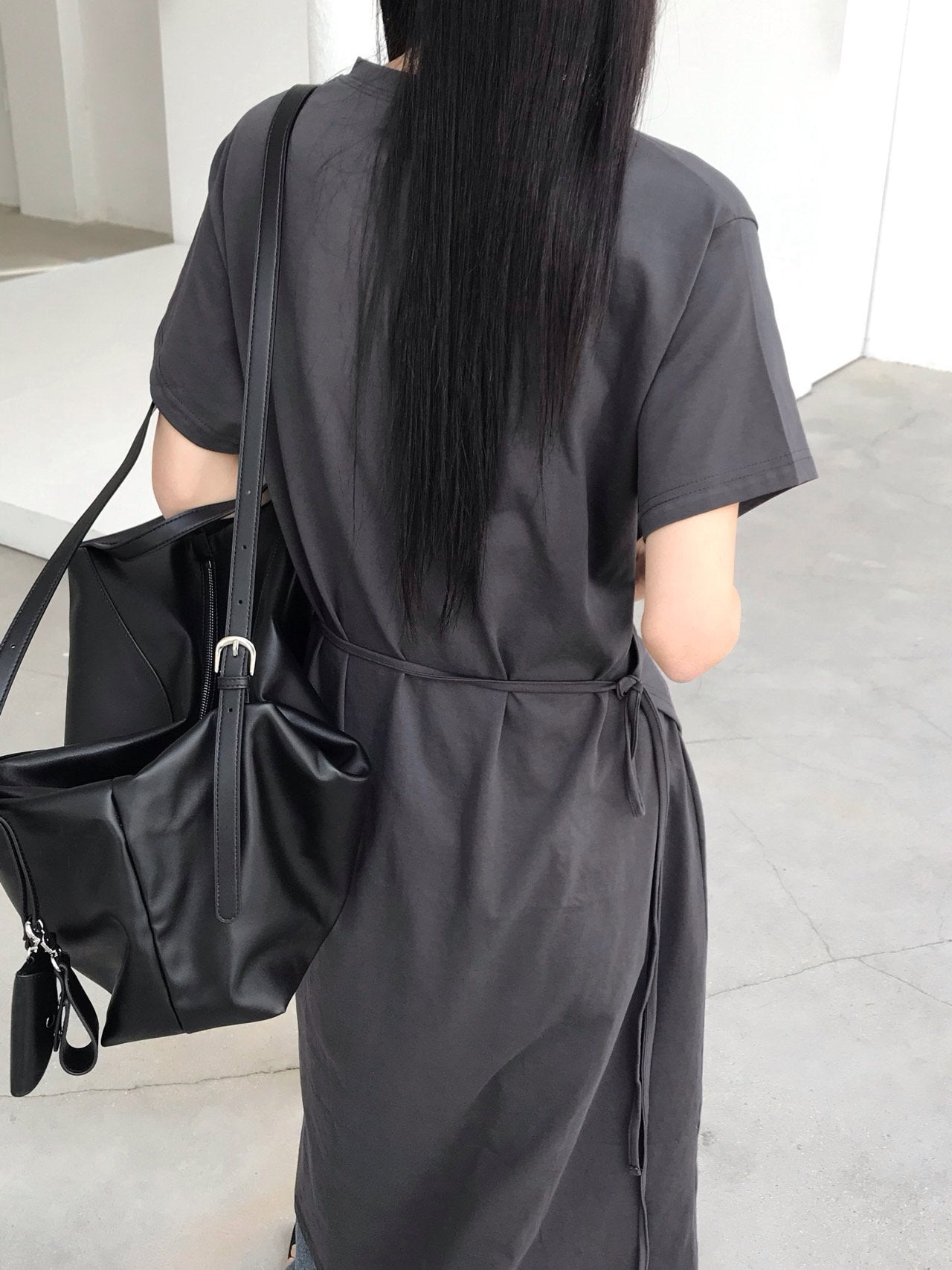 Jeiin Crew Neck Short Sleeve Wrap Panel Midi Dress