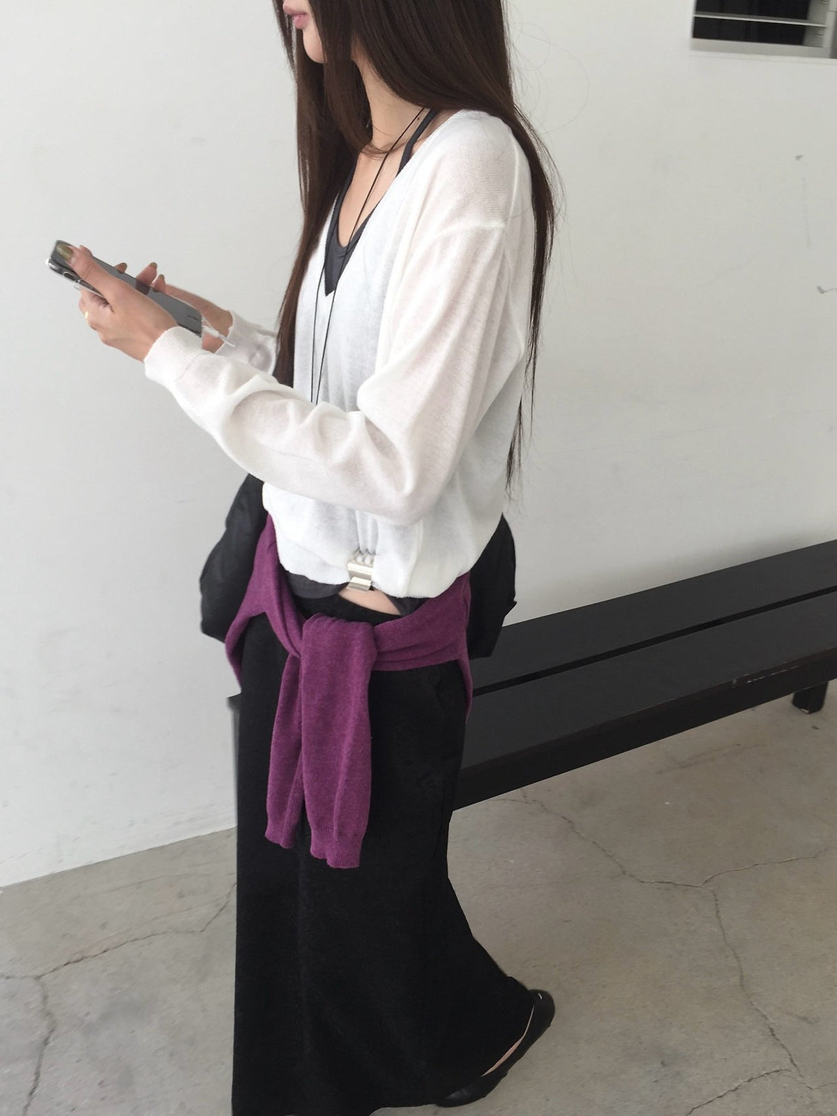 Nweol Deep V-Neck Long Sleeve Knit Top