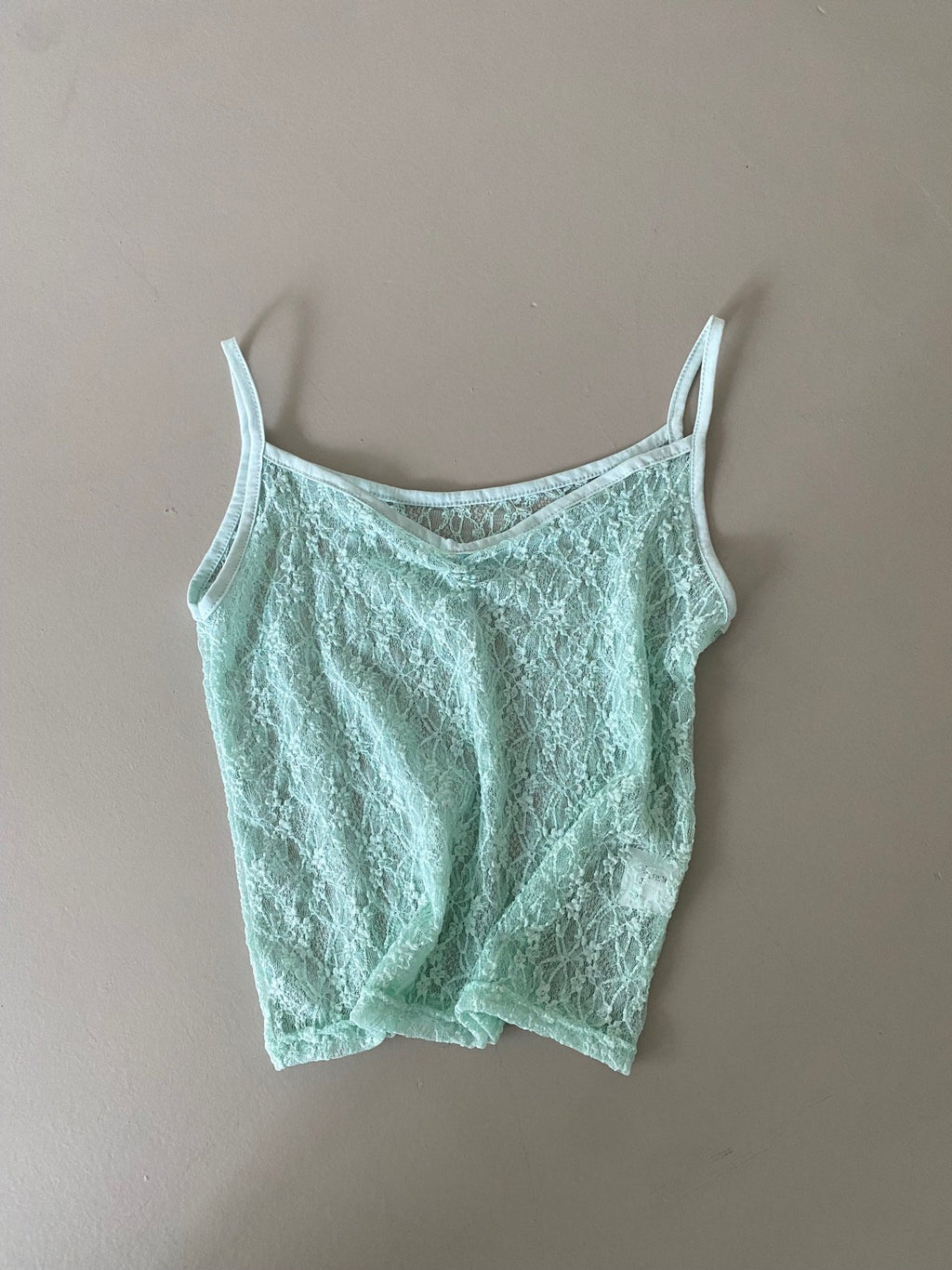 (2Pack)NueFlash Floral Lace V-Neck Crop Camisole